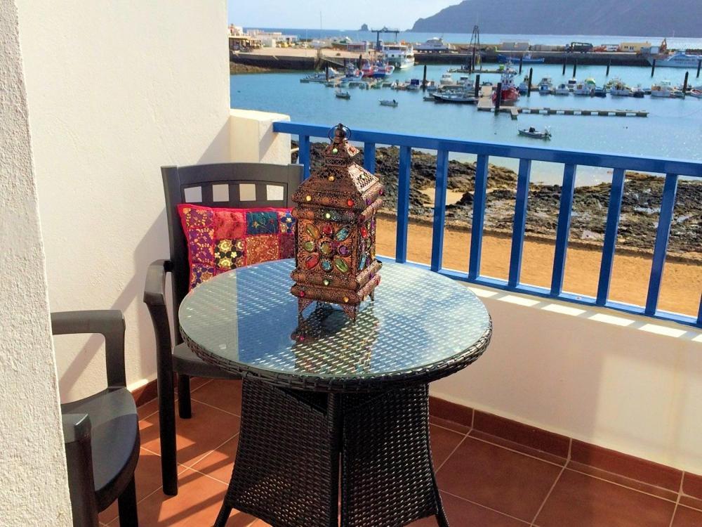 Suite Marrakech Beach, La Graciosa. Caleta de Sebo Luaran gambar