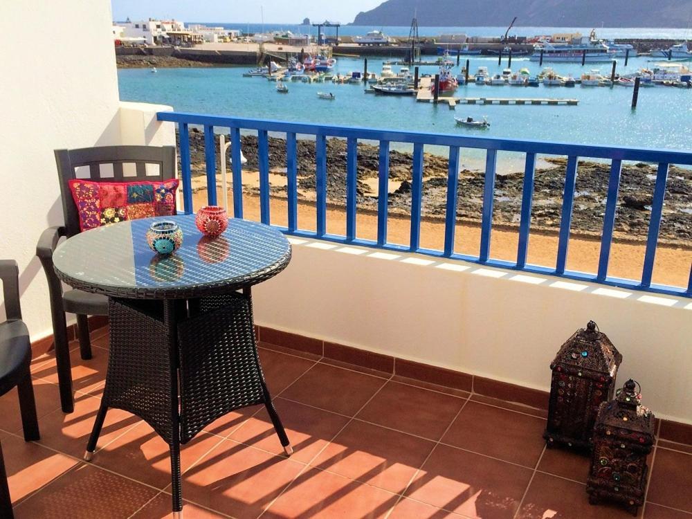 Suite Marrakech Beach, La Graciosa. Caleta de Sebo Luaran gambar