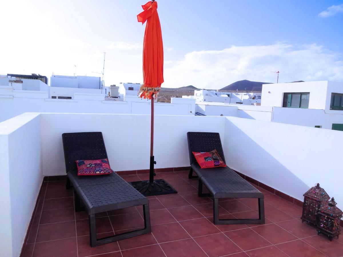 Suite Marrakech Beach, La Graciosa. Caleta de Sebo Luaran gambar